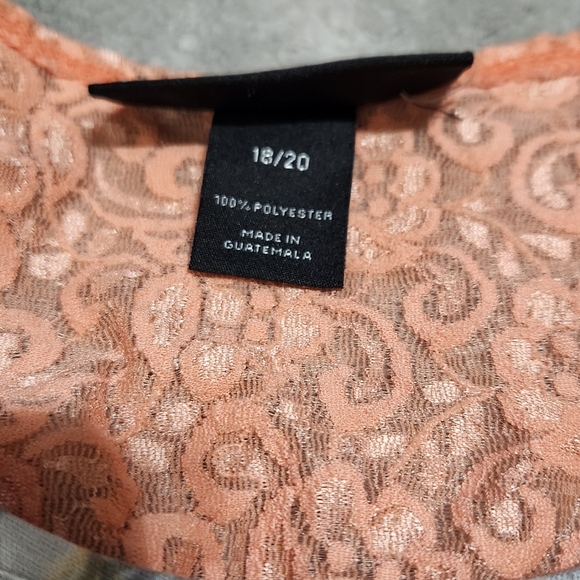 Lane Bryant- Women's(18/20) Sleeveless Butterfly Laced Back Top - Picture 6 of 6